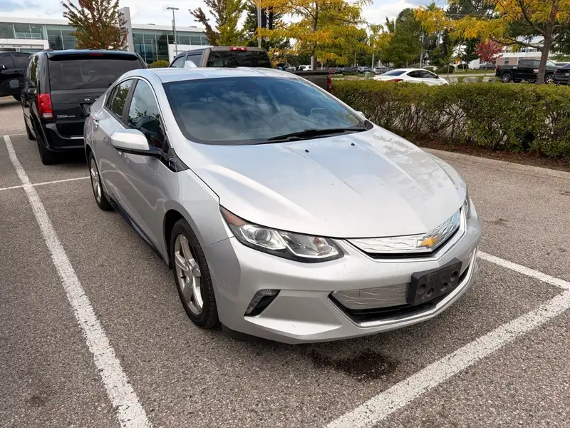 2018 Chevrolet Volt, silber, 199.097 km, Import Kanada — Foto 2 z 6