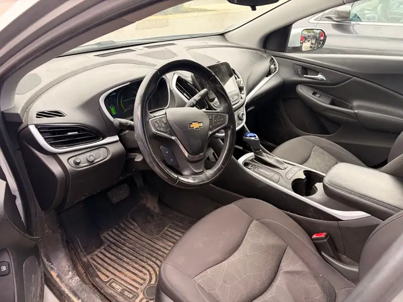 2018 Chevrolet Volt, silber, 199.097 km, Import Kanada — Foto 5 z 6