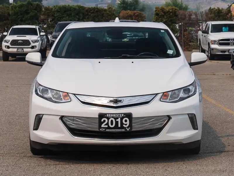 2018 Chevrolet Volt, weiß, 107.308 km, Import Kanada — Foto 2 z 12