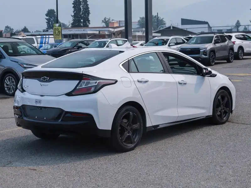 2018 Chevrolet Volt, weiß, 107.308 km, Import Kanada — Foto 5 z 12