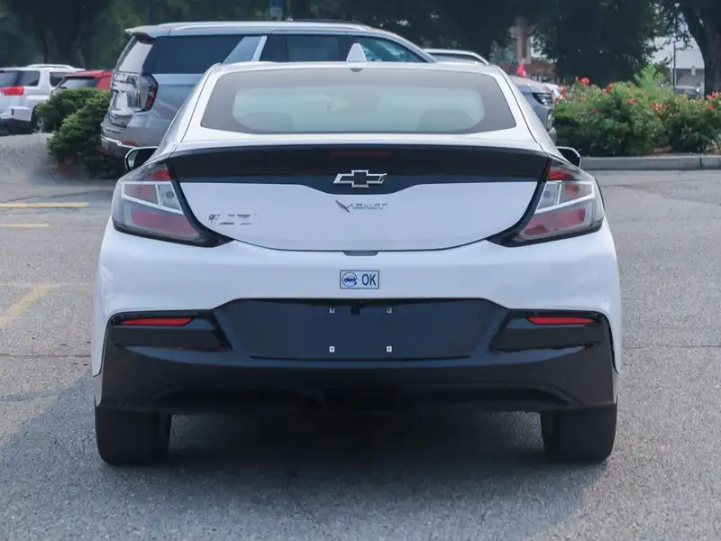 2018 Chevrolet Volt, weiß, 107.308 km, Import Kanada — Foto 6 z 12