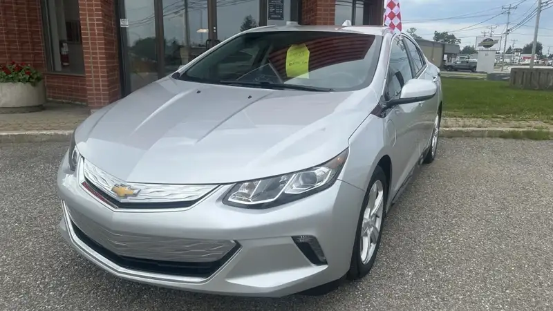 2019 Chevrolet Volt, 67.000 km, Import Kanada — Foto 3 z 12