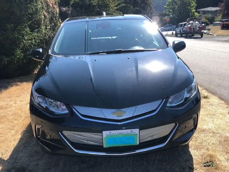 2018 Chevrolet Volt Premier, schwarz, 113.267 km, Import Kanada — Foto 6 z 8