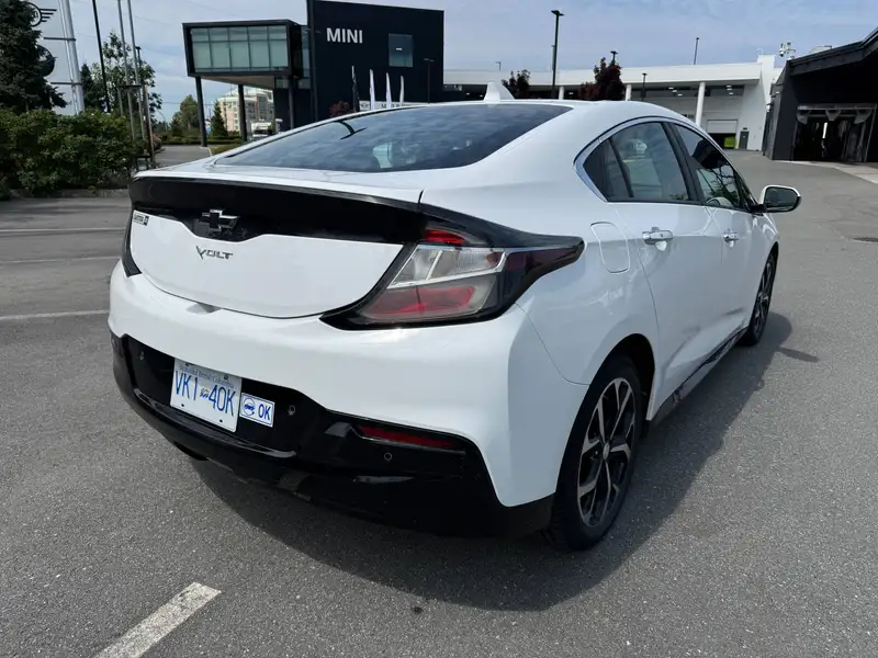 2019 Chevrolet Volt Premier, weiß, 141.000 km, Import Kanada — Foto 5 z 12
