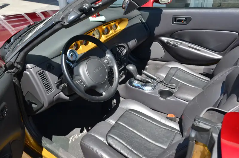 2002 Chrysler Prowler 2dr Roadster, gold, 36.419 km, Import Kanada — Foto 10 z 12