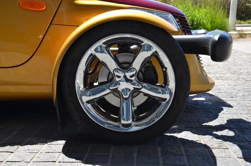 2002 Chrysler Prowler 2dr Roadster, gold, 36.419 km, Import Kanada — Foto 8 z 12