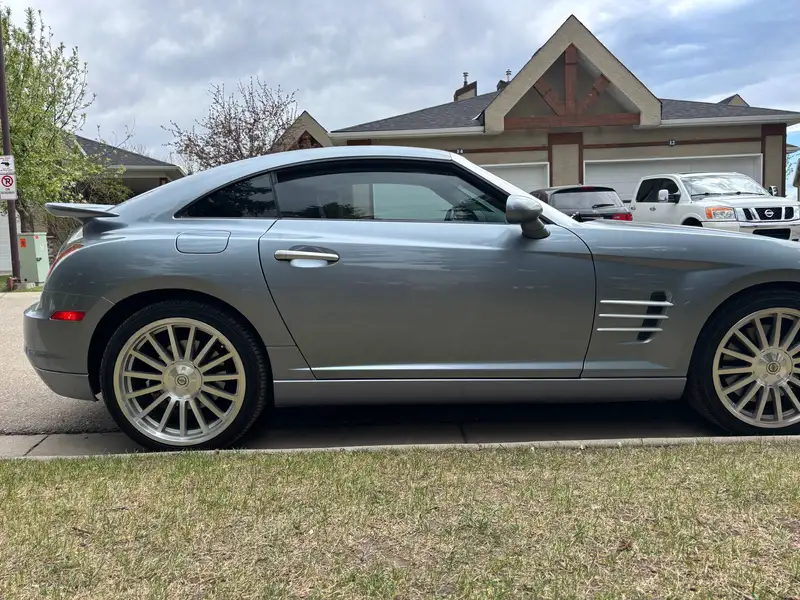 2005 Chrysler Crossfire SRT6, silber, 33.000 km, Import Kanada — Foto 9 z 12