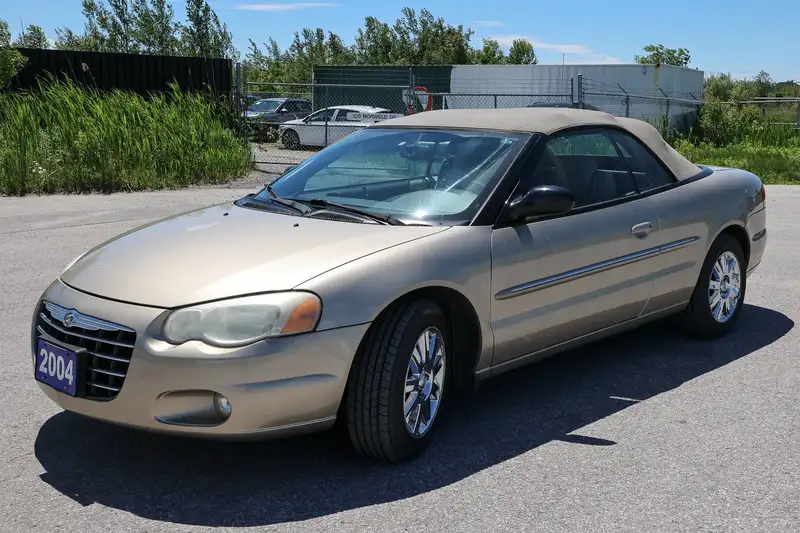2004 Chrysler Sebring Limited, 135.000 km, Import Kanada — Foto 2 z 12