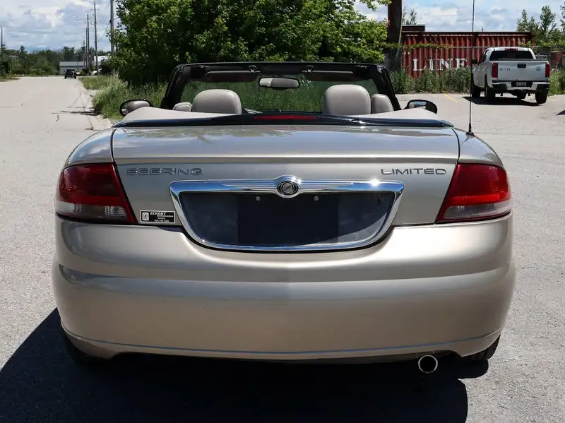 2004 Chrysler Sebring Limited, 135.000 km, Import Kanada — Foto 6 z 12