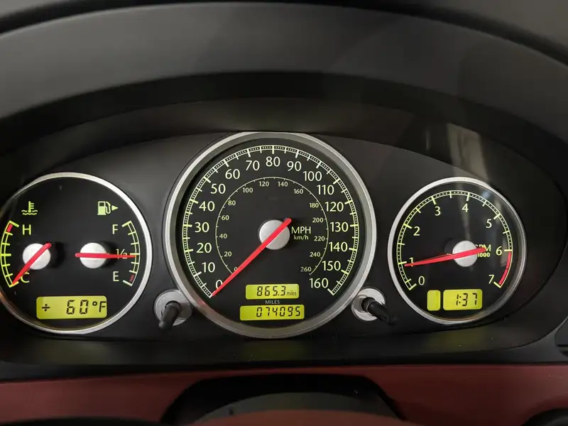 2005 Chrysler Crossfire, silber, 119.244 km, Import Kanada — Foto 11 z 11