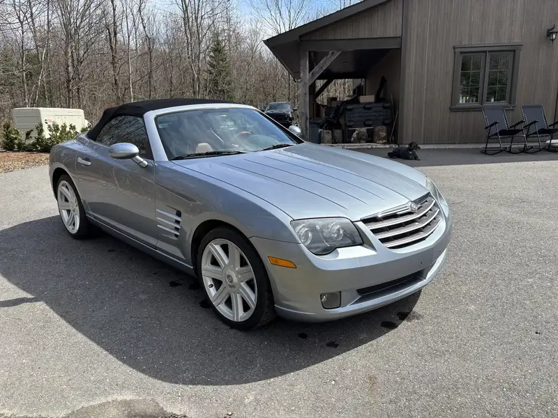 2005 Chrysler Crossfire, silber, 119.244 km, Import Kanada — Foto 2 z 11