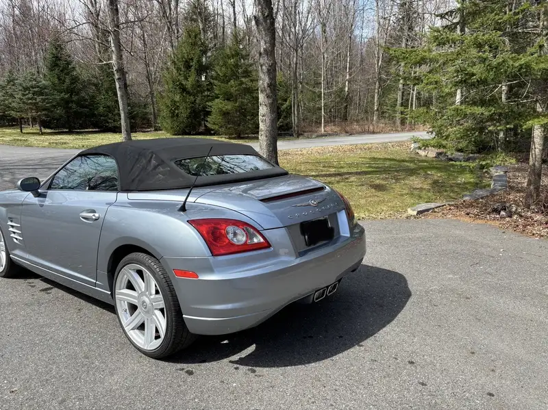 2005 Chrysler Crossfire, silber, 119.244 km, Import Kanada — Foto 4 z 11