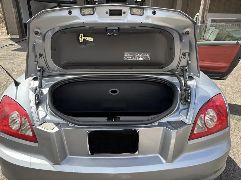 2005 Chrysler Crossfire, silber, 119.244 km, Import Kanada — Foto 6 z 11