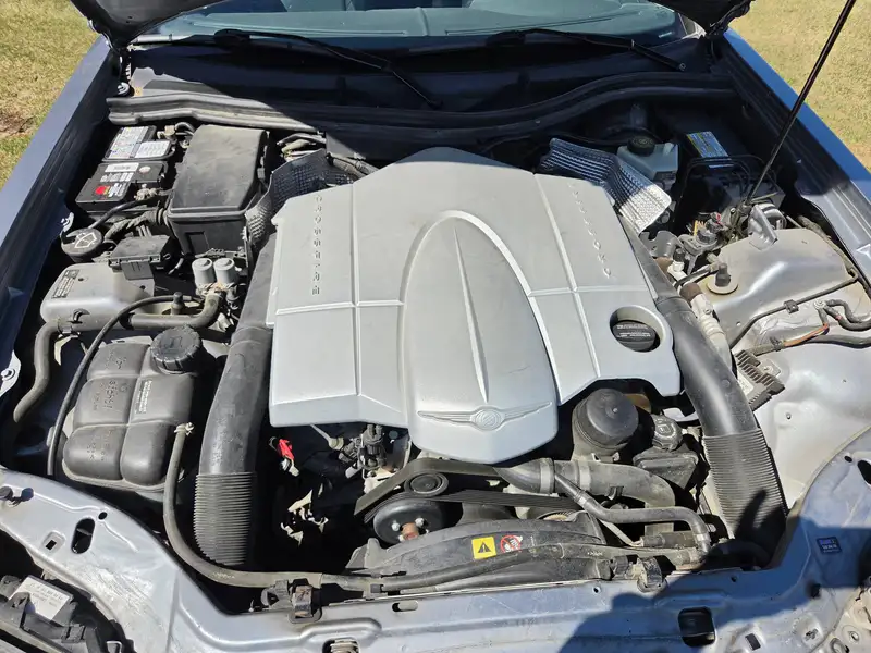 2004 Chrysler Crossfire Coupe, silber, 72.178 km, Import Kanada — Foto 7 z 7