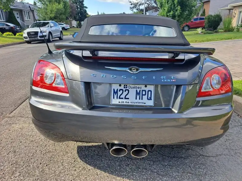 2005 Chrysler Crossfire SRT-6, grau, 61.500 km, Import Kanada — Foto 4 z 12