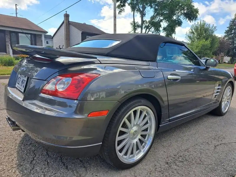 2005 Chrysler Crossfire SRT-6, grau, 61.500 km, Import Kanada — Foto 5 z 12