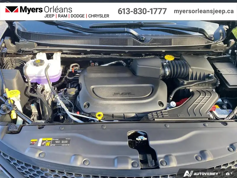 2027 Chrysler Grand Caravan SXT, schwarz, 0 km, Import Kanada — Foto 12 z 12