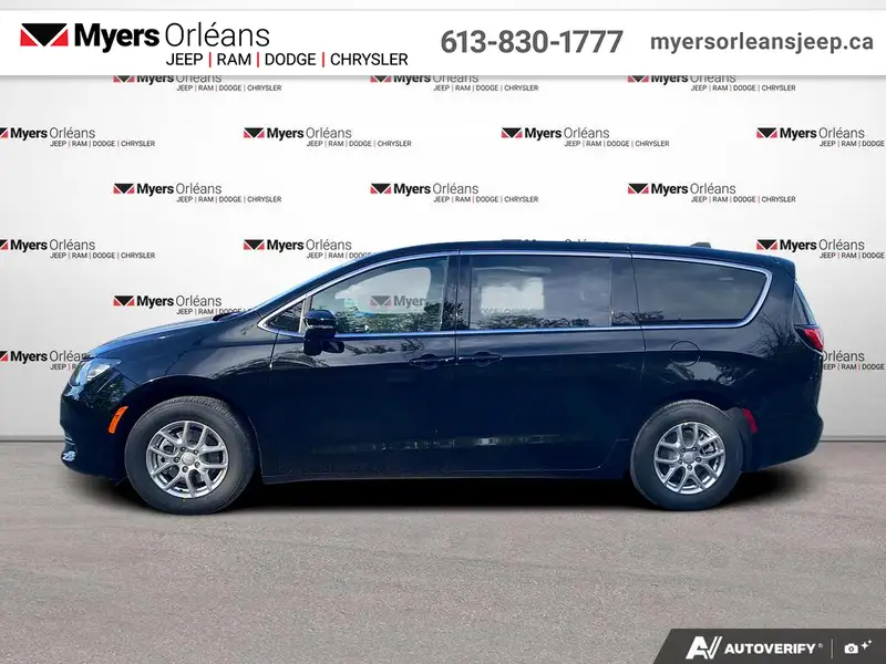 2027 Chrysler Grand Caravan SXT, schwarz, 0 km, Import Kanada — Foto 2 z 12