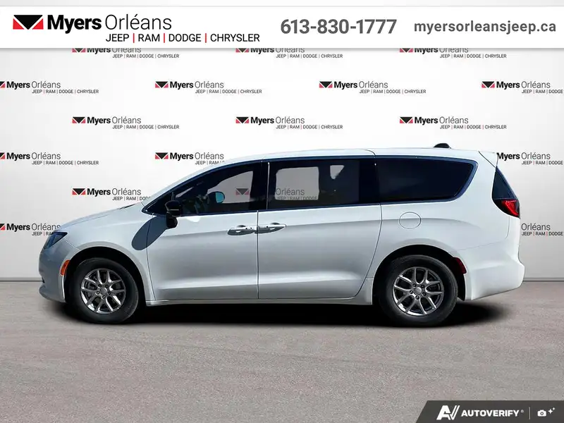 2027 Chrysler Grand Caravan SXT, weiß, 0 km, Import Kanada — Foto 2 z 12