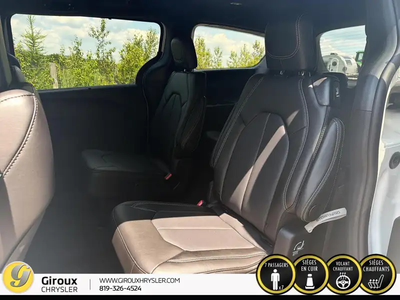 2027 Chrysler Pacifica Sélect, weiß, 0 km, Import Kanada — Foto 11 z 12
