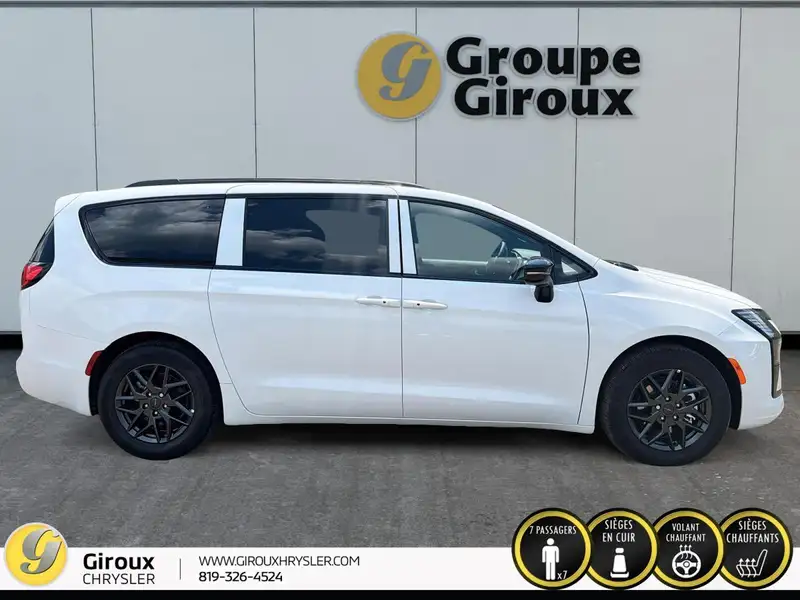 2027 Chrysler Pacifica Sélect, weiß, 0 km, Import Kanada — Foto 4 z 12