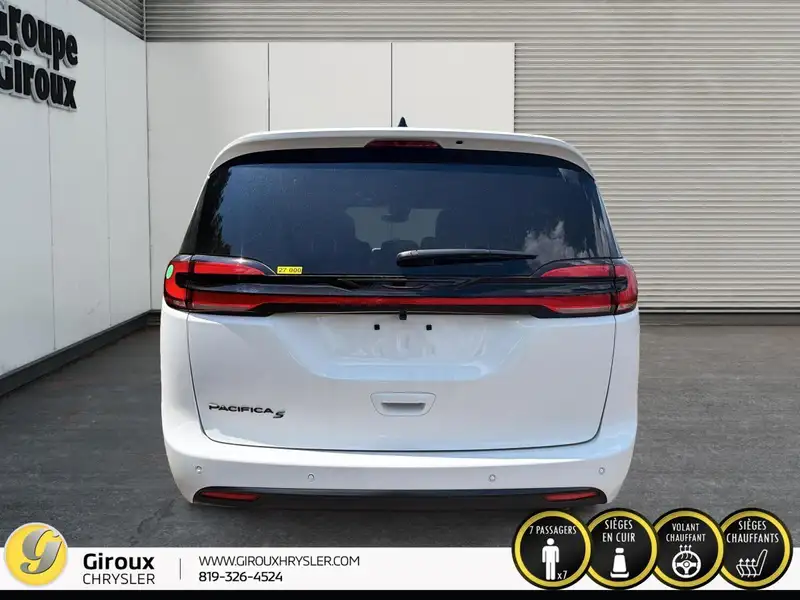 2027 Chrysler Pacifica Sélect, weiß, 0 km, Import Kanada — Foto 6 z 12