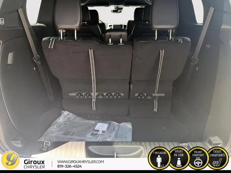 2027 Chrysler Pacifica Sélect, weiß, 0 km, Import Kanada — Foto 7 z 12