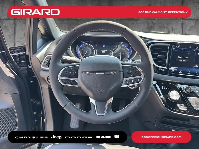 2027 Chrysler Grand Caravan SXT, schwarz, 0 km, Import Kanada — Foto 11 z 12