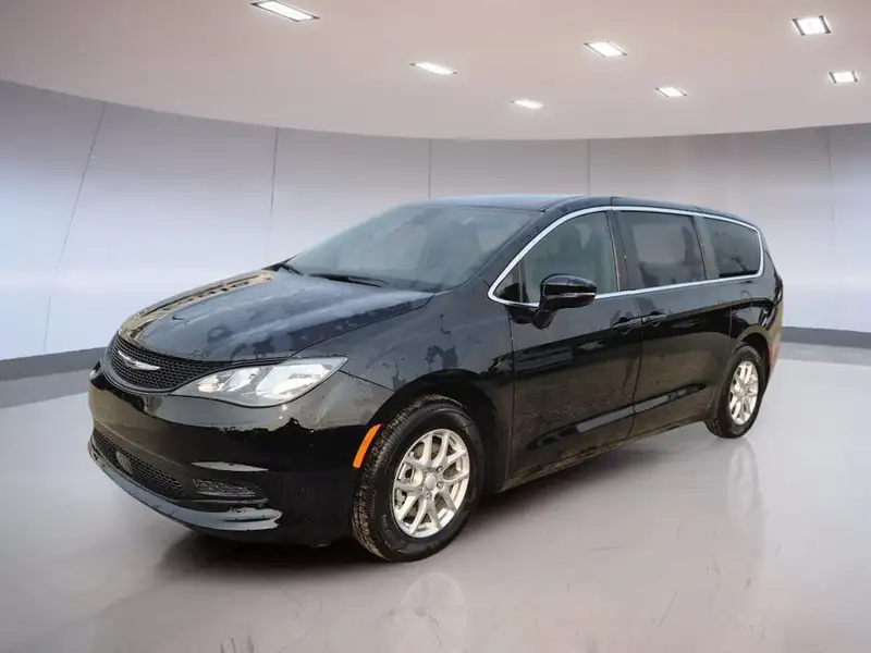 2027 Chrysler Grand Caravan SXT 2WD | Heated Front Seats | Backup Camera | Powered Doors | Satellite Radio, weiß, 0 km, Import Kanada — Foto 1
