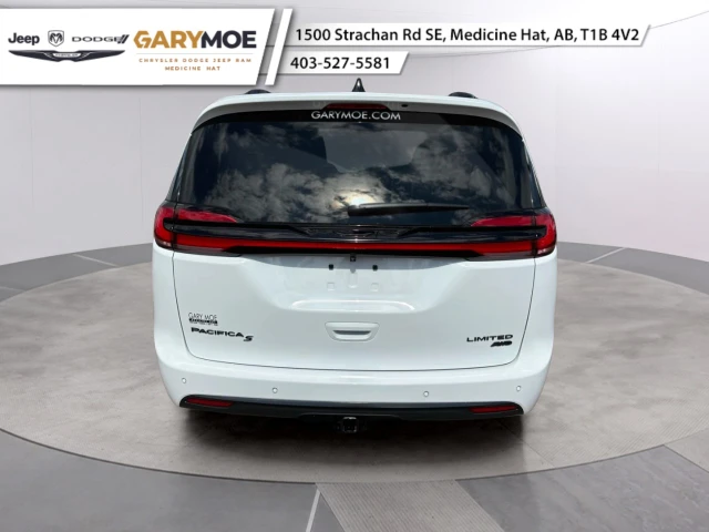 2027 Chrysler Pacifica Limited | Panoramic Sunroof | Navigation | Adapti, weiß, 0 km, Import Kanada — Foto 4 z 20