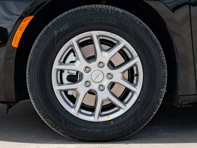 2027 Chrysler Pacifica SELECT, schwarz, 0 km, Import Kanada — Foto 14 z 20