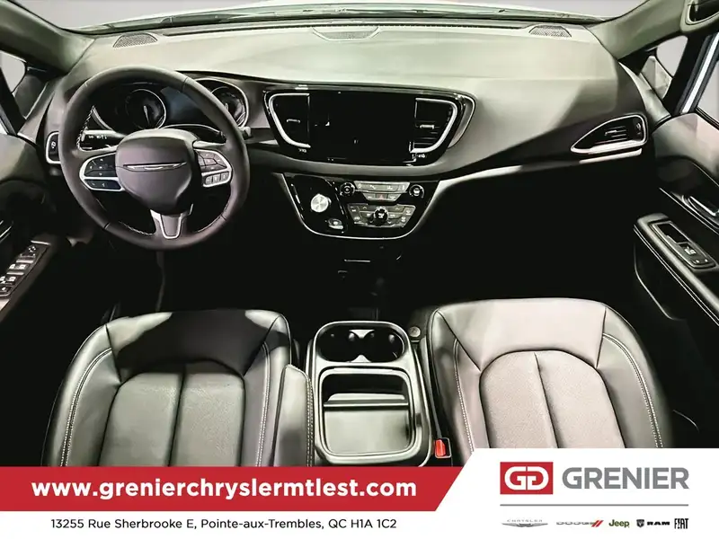 2027 Chrysler Grand Caravan SXT, weiß, 0 km, Import Kanada — Foto 11 z 12