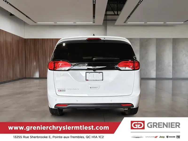 2027 Chrysler Grand Caravan SXT, weiß, 0 km, Import Kanada — Foto 4 z 12