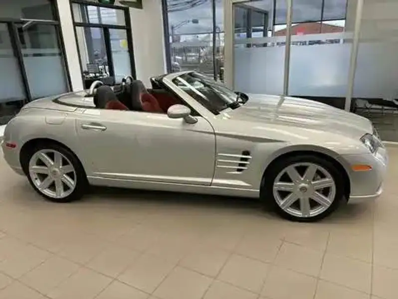 2008 Chrysler Crossfire Limited, silber, 70.000 km, Import Kanada — Foto 1