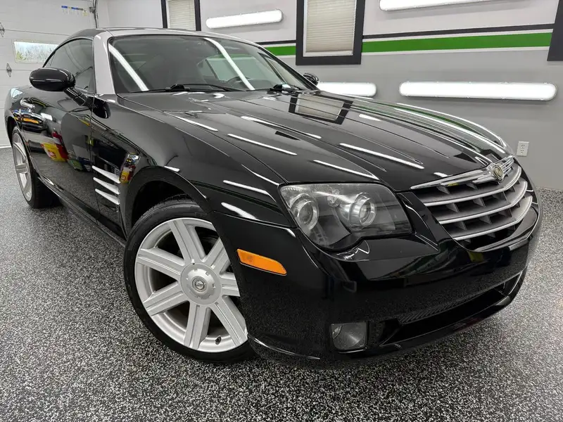 2004 Chrysler Crossfire 2dr Cpe, schwarz, 75.000 km, Import Kanada — Foto 1