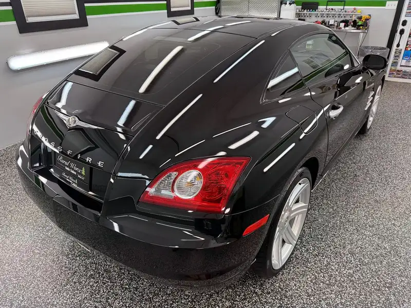 2004 Chrysler Crossfire 2dr Cpe, schwarz, 75.000 km, Import Kanada — Foto 6 z 12