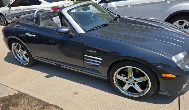 2006 Chrysler Crossfire SRT6, grau, 86.500 km, Import Kanada — Foto 3 z 12