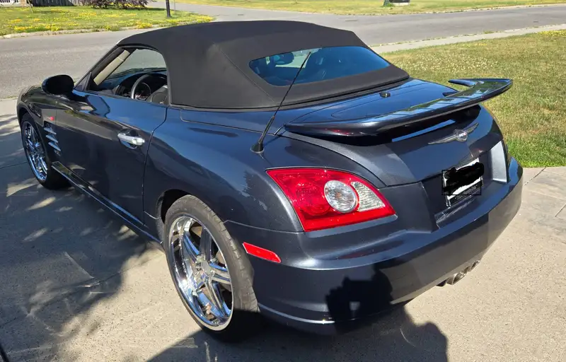 2006 Chrysler Crossfire SRT6, grau, 86.500 km, Import Kanada — Foto 5 z 12