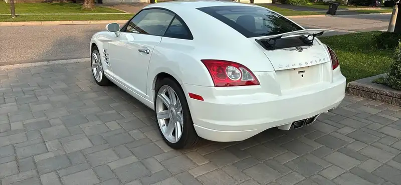 2004 Chrysler Crossfire Limited, weiß, 44.700 km, Import Kanada — Foto 3 z 11