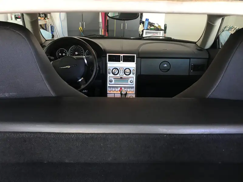 2004 Chrysler Crossfire Limited, weiß, 44.700 km, Import Kanada — Foto 6 z 11