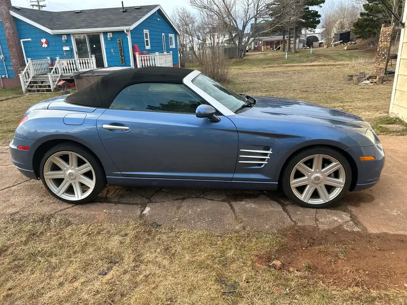 2005 Chrysler Crossfire Limited, blau, 132.779 km, Import Kanada — Foto 10 z 12