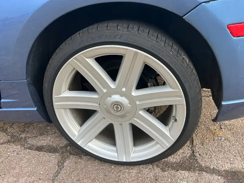 2005 Chrysler Crossfire Limited, blau, 132.779 km, Import Kanada — Foto 9 z 12