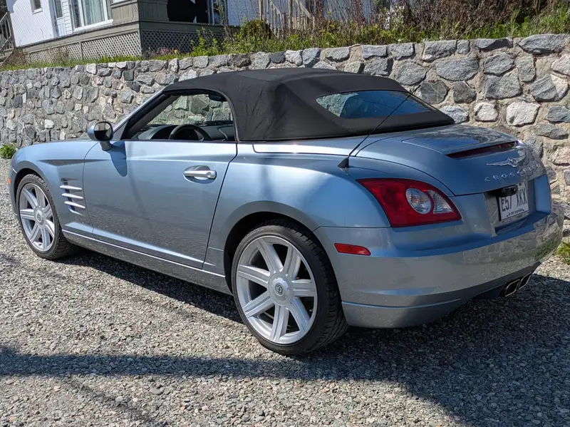 2005 Chrysler Crossfire Limited, grau, 77.000 km, Import Kanada — Foto 10 z 12