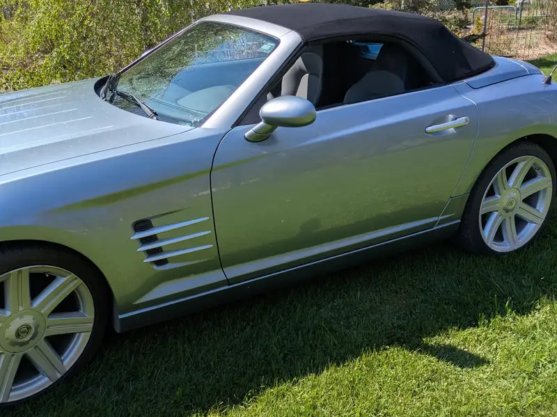 2005 Chrysler Crossfire Limited, grau, 77.000 km, Import Kanada — Foto 3 z 12