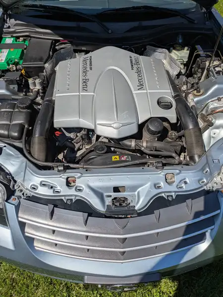 2005 Chrysler Crossfire Limited, grau, 77.000 km, Import Kanada — Foto 8 z 12