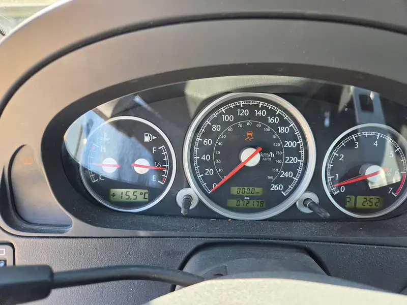 2004 Chrysler Crossfire Coupe, silber, 72.178 km, Import Kanada — Foto 5 z 6