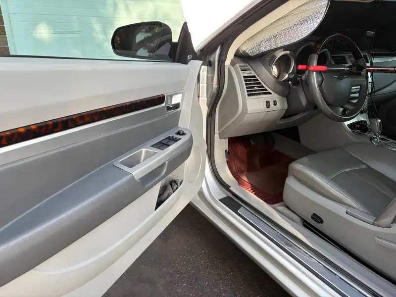 2008 Chrysler Sebring Limited, silber, 235.000 km, Import Kanada — Foto 12 z 12