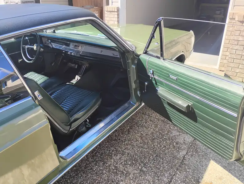 1968 Chrysler Newport, 69.000 km, Import Kanada — Foto 10 z 12