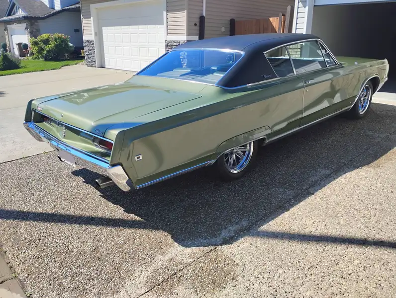 1968 Chrysler Newport, 69.000 km, Import Kanada — Foto 8 z 12