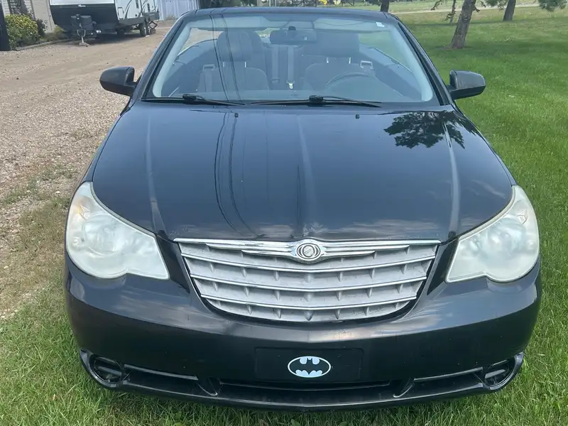 2010 Chrysler Sebring LX, schwarz, 131.850 km, Import Kanada — Foto 3 z 8